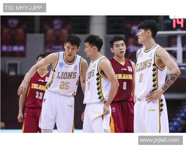 广东男篮与辽篮今日激战正酣谁能在这场对决中笑到最后 广东男篮与辽篮今日激战正酣谁能在这场对决中笑到最后