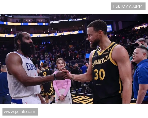 快船与勇士精彩对决视频回放全程回顾与赛后分析